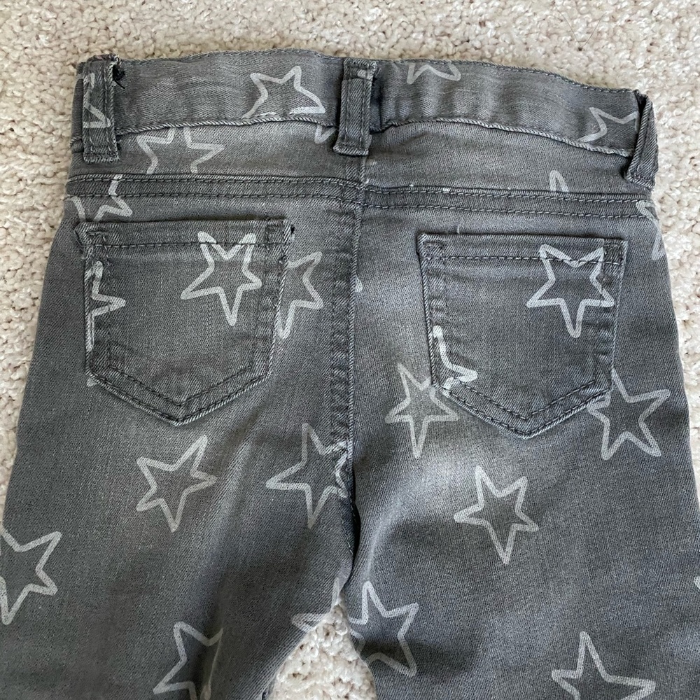 CAT & JACK Skinny Gray jeans with star print - Picture 5 of 8